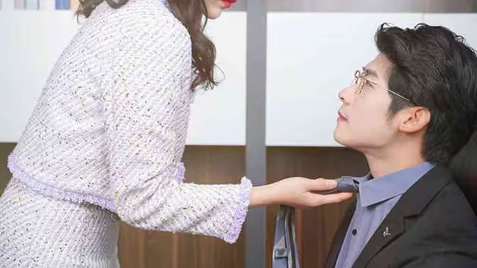 被偷走爱的那十年 第1-20集