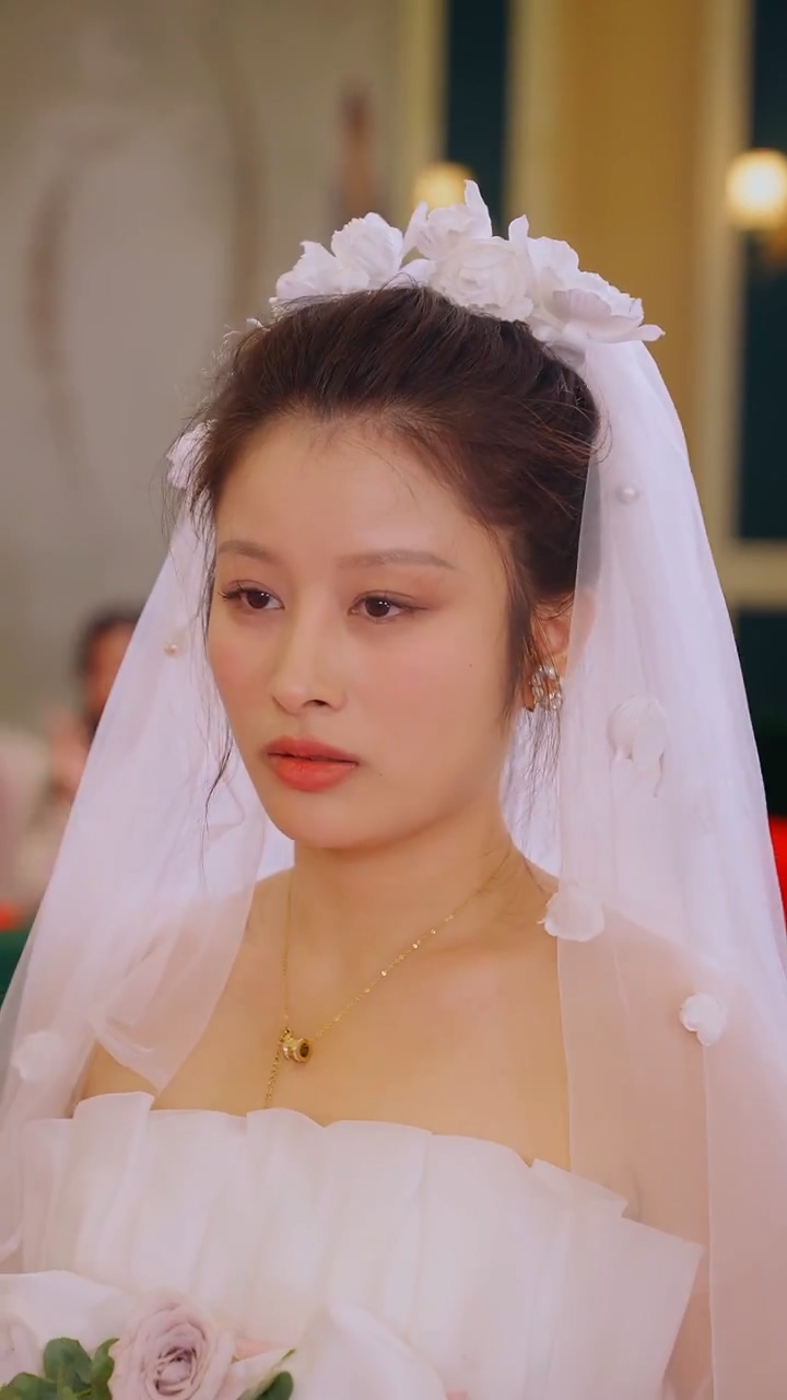 被替换的人生 第01集